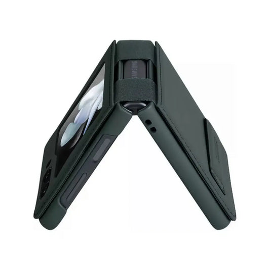 Funda de Cuero Vegano Nillkin Qin con Parante para Galaxy Z Flip 5 - Verde Olivo